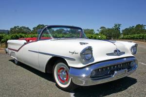 Bild 1/22 von Oldsmobile 98 Starfire (1957)