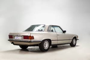 Afbeelding 9/31 van Mercedes-Benz 450 SLC (1977)