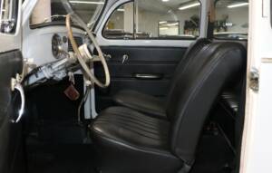 Image 25/44 of Volkswagen Beetle 1200 Export "Oval" (1956)