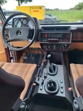 Bild 17/19 von Mercedes-Benz 250 GD (lang) (1987)