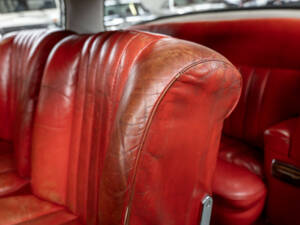 Image 30/33 of Mercedes-Benz 220 SE (1960)