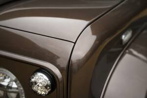 Image 9/38 of Land Rover 110 (1986)