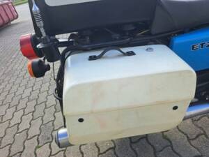 Bild 14/19 von MZ DUMMY (1900)