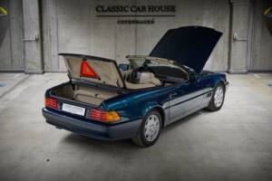 Image 9/100 de Mercedes-Benz SL 280 (1995)