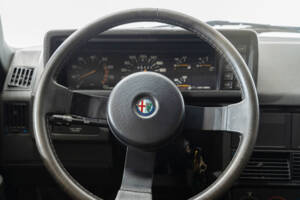 Image 24/50 of Alfa Romeo 90 2.0 V6 Super (1987)