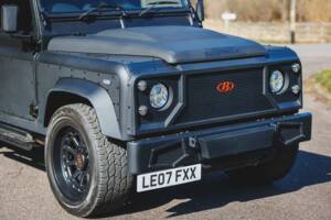 Bild 8/50 von Land Rover Defender Tophat (2007)