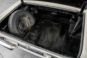 Immagine 32/50 di Mercedes-Benz 230 SL (1964)