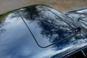 Image 18/50 of Porsche 911 Carrera 3.2 (1985)