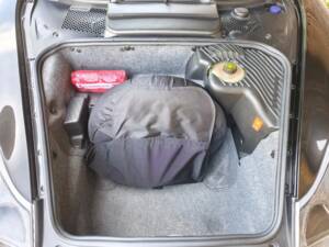 Bild 17/26 von Porsche 911 Carrera (2000)