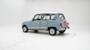 Image 4/15 of Renault R 4 GTL "Clan" (1989)