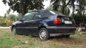 Image 31/50 of Volkswagen Golf III Cabrio 1.6 (1996)