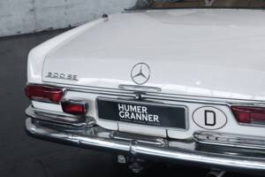 Afbeelding 15/50 van Mercedes-Benz 300 SE (1963)