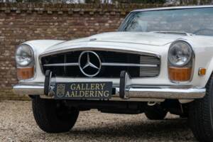 Bild 21/50 von Mercedes-Benz 280 SL (1970)