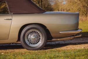 Image 20/99 of Aston Martin DB 6 Volante (1968)