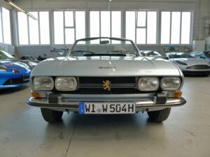 Image 24/43 of Peugeot 504 Convertible (1971)