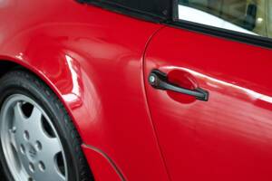 Bild 44/50 von Porsche 911 Carrera 2 (1990)