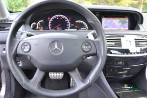 Immagine 37/50 di Mercedes-Benz CL 63 AMG (2007)