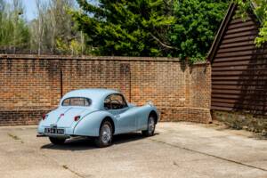 Image 9/50 of Jaguar XK 140 FHC (1955)