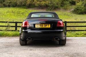 Bild 12/35 von Audi RS4 (2006)