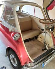 Image 2/6 of BMW Isetta 250 (1957)