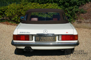 Bild 49/50 von Mercedes-Benz 380 SL (1982)
