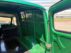 Image 13/16 of Morris Minor 1000 Traveller (1969)