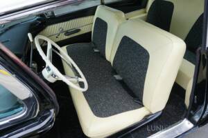 Image 52/77 of Ford Fairlane 500 Club Victoria (1958)