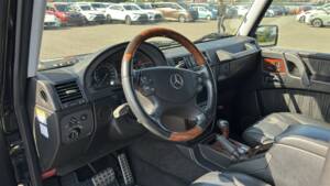Bild 20/63 von Mercedes-Benz G 500 (lang) (2009)