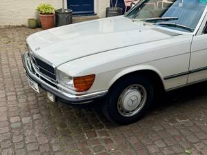 Image 8/50 of Mercedes-Benz 280 SL (1984)