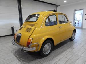 Image 4/15 of FIAT 500 L (1970)