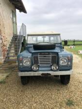 Image 2/12 de Land Rover 88 (1983)