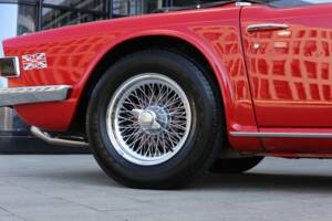 Image 46/49 of Triumph TR 6 (1976)