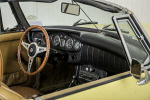 Bild 27/50 von MG MGC (1969)