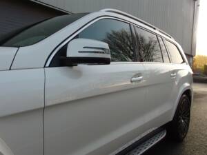 Image 23/98 of Mercedes-Benz GLS 63 AMG 4MATIC (2016)