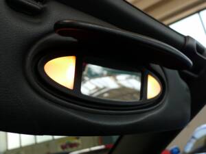 Image 8/41 of Porsche 911 Carrera 4S (2004)