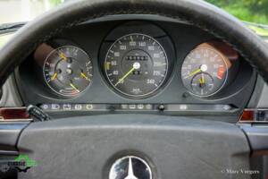 Immagine 6/60 di Mercedes-Benz 420 SL (1987)