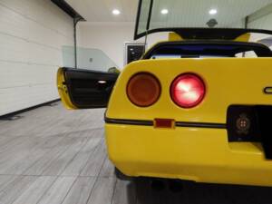 Image 13/15 de Chevrolet Corvette (1984)