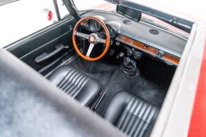 Bild 16/32 von Alfa Romeo Giulia 1600 GT Junior (1972)