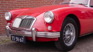 Image 4/8 of MG MGA 1500 (1956)