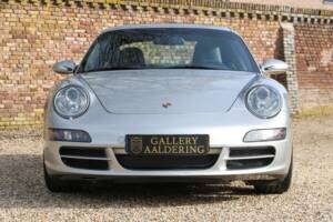 Image 5/50 of Porsche 911 Carrera S (2004)