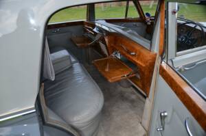 Image 20/50 of Rolls-Royce Silver Cloud II (1961)