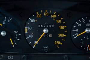 Image 5/62 of Mercedes-Benz 280 CE (1982)