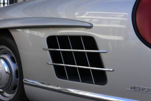 Image 10/37 of Mercedes-Benz 300 SL "Gullwing" (1954)