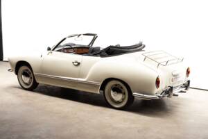 Immagine 12/54 di Volkswagen Karmann Ghia 1500 (1968)