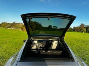 Image 43/54 de Porsche 911 Carrera (2003)