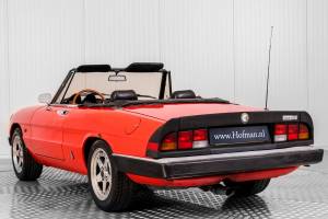 Image 6/50 of Alfa Romeo 1.6 Spider (1985)