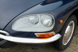 Obraz 21/50 pojazdu Citroën DS 20 (1972)