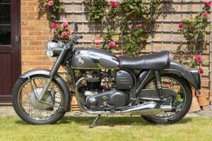Immagine 2/34 di Norton Dominator 99 (1956)