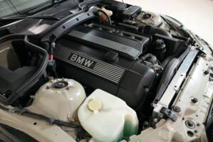 Bild 34/36 von BMW Z3 Coupé 3.0 (2002)