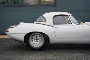 Bild 9/50 von Jaguar E-Type 3.8 (1964)
